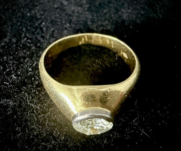 Bague 58 Bague Jonc sertie d'un diamant en or jaune 58 Facettes