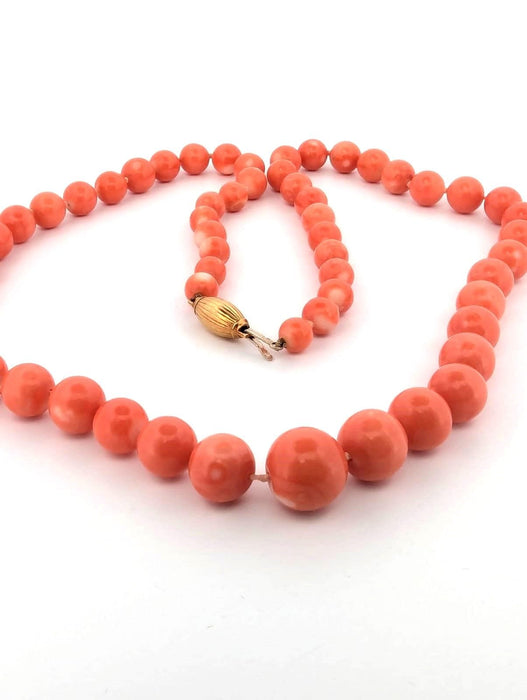 Collier Collier en or jaune et corail rose Sciacca 58 Facettes