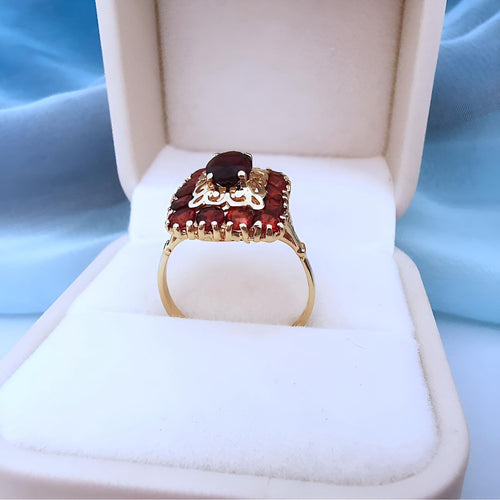 Bague 57.5 Bague grenats Or jaune 18K 58 Facettes 1756