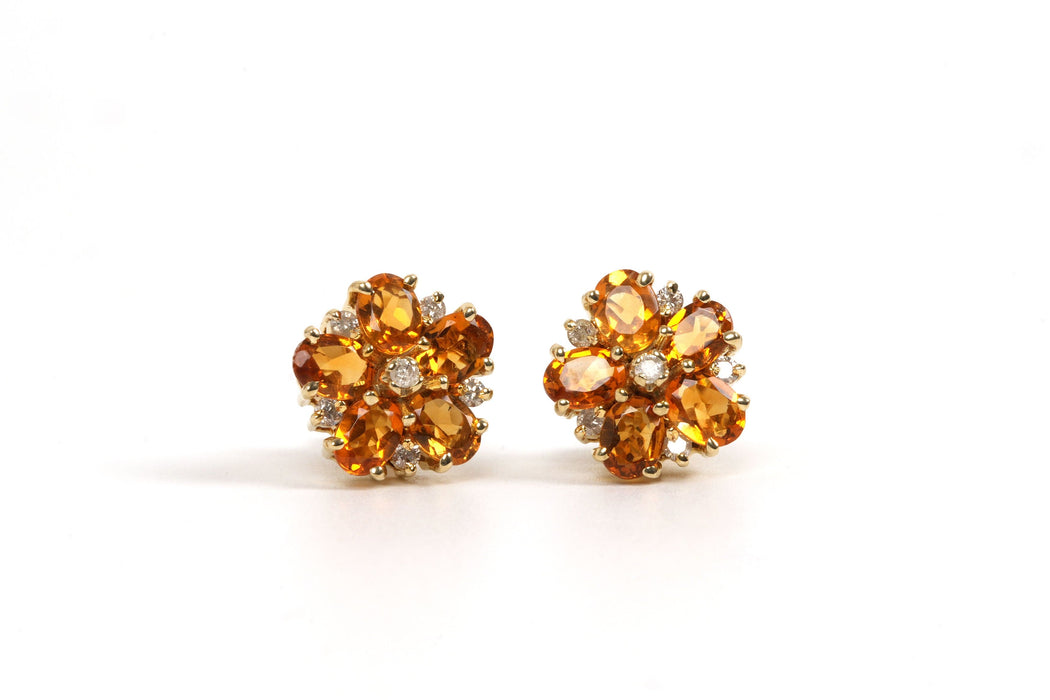 Boucles d'oreilles Boucles d'oreilles contemporaines en or jaune 14 carats serties de citrines et de diamants 58 Facettes 21833