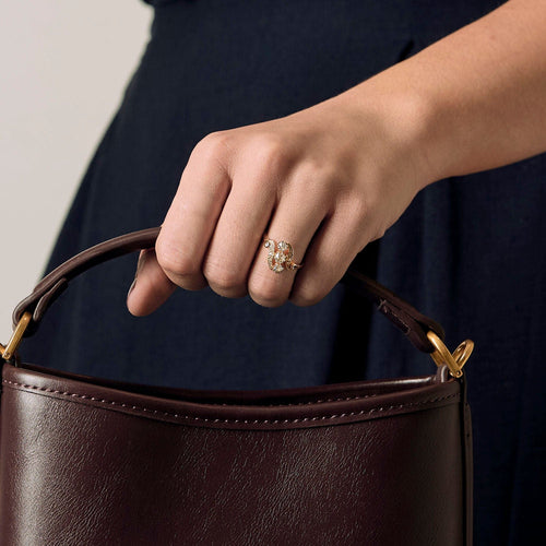 Bague 54,5 Bague en or jaune, or blanc et diamants 58 Facettes LAV1851