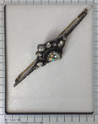 Broche Heritage Refined : Broche cœur couronné avec grand diamant taille rose antique 58 Facettes 24309-0272