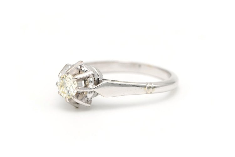 Bague 53 Bague Art Déco en or blanc sertie d'un diamant 58 Facettes B605