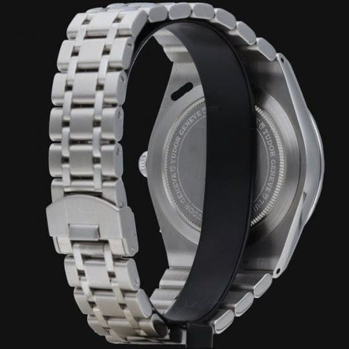 Montre Tudor Montre Royal 58 Facettes MT44210