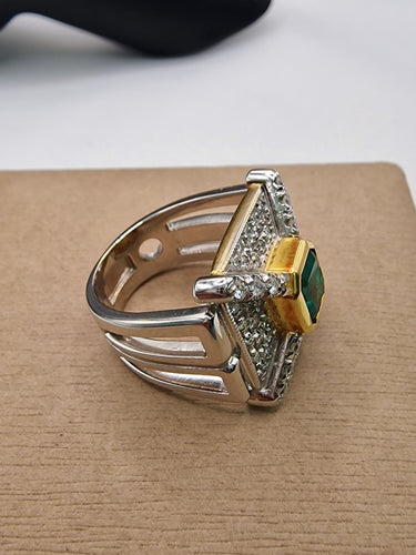 Bague Bague cocktail émeraude avec pavé de diamants en or jaune 58 Facettes