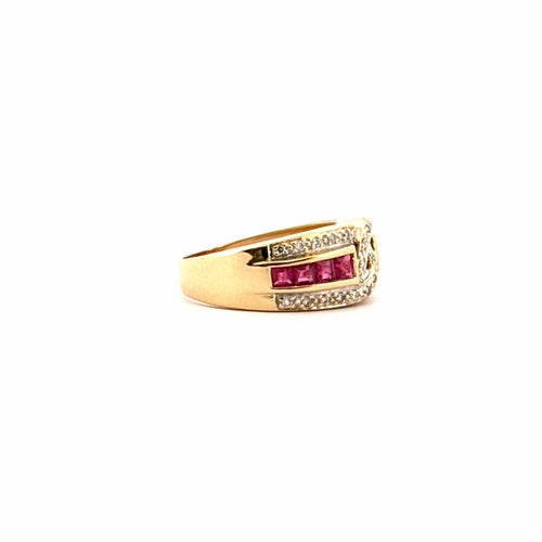Bague 52 Bague or jaune rubis et diamants 58 Facettes