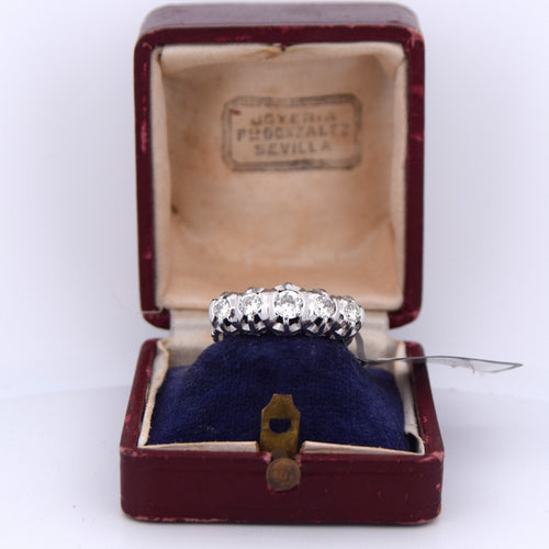 Bague 57 BAGUE ANTIQUE EN OR 18KT AVEC DIAMANTS 58 Facettes