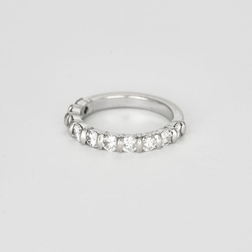 Bague 59 Demi-alliance or blanc et diamants 58 Facettes 240823