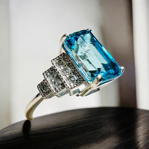 Bague 54 Bague or blanc Zyrcon Bleu naturel 4.60 carats  et diamants 58 Facettes 7849 A