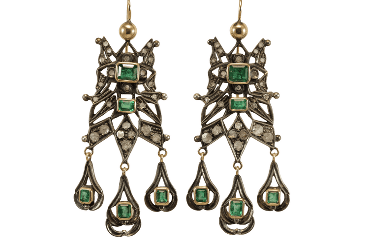 Boucles d'oreilles Boucles d'oreilles catalanes anciennes en or, diamants et émeraudes 58 Facettes 7686