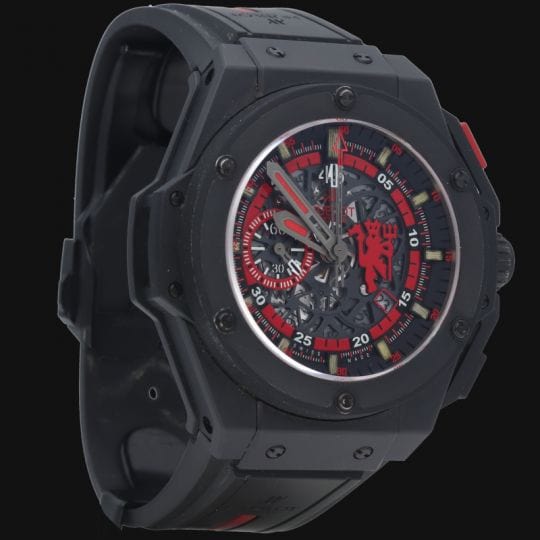 Montre Hublot Montre King Power Red Devil Manchester United Limited Edition 500 Pcs 58 Facettes MT41082