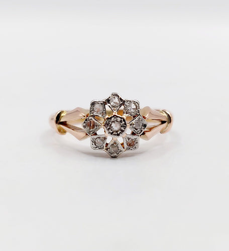 Bague 54 Ancienne bague marguerite or rose, diamants taille rose (circa 1900) 58 Facettes A05495