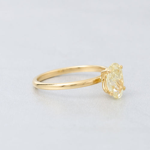 Bague 55 SOLITAIRE DIAMANT JAUNE FANCY YELLOW OVAL OR JAUNE 18K 58 Facettes