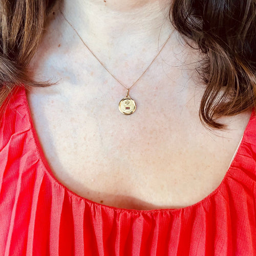 Pendentif AUGIS- Médaille d'amour diamant rubis et or jaune 58 Facettes LMB-299