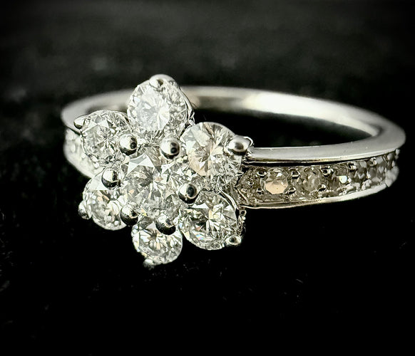 Bague 51.5 Bague or blanc diamants 58 Facettes