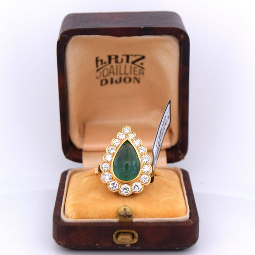 Bague Bague en or jaune avec émeraude 58 Facettes