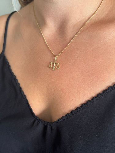 Pendentif Pendentif Justice Balance or jaune diamant 58 Facettes