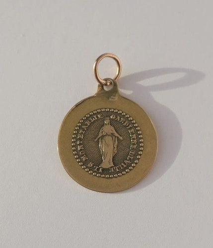 Pendentif Médaille pendentif biface XIXe N.D. de Fourvière en or jaune 18k 58 Facettes
