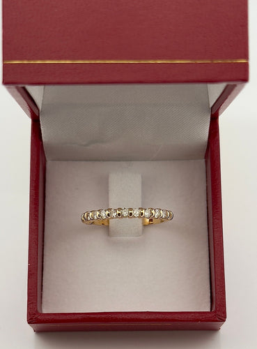 Bague 54 Demi-Alliance or jaune diamants 58 Facettes