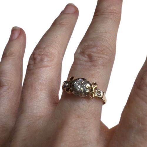 Bague 57 BAGUE ART DÉCO DES ANNÉES 1925-1930 EN OR 18 KT ET PLATINE AVEC DIAMANTS 58 Facettes DMAR12