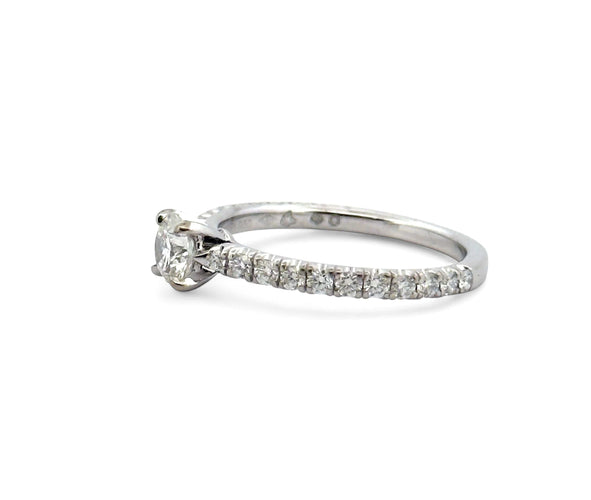Bague 53 Cartier - Solitaire en platine et diamants 58 Facettes