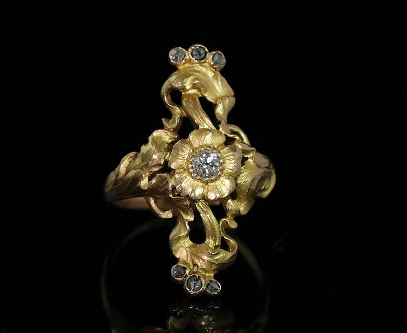 Bague Bague florale Art Nouveau en or jaune et diamant 58 Facettes