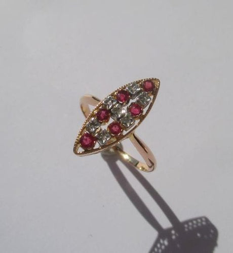 Bague 55 Bague Marquise XIXe Or rose, Platine, Diamants, Rubis naturels 58 Facettes