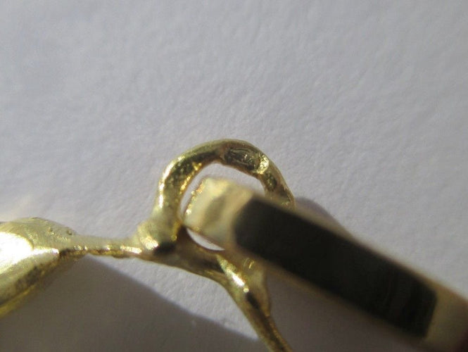 Pendentif Pendentif Scorpion or sculpté zodiaque 58 Facettes