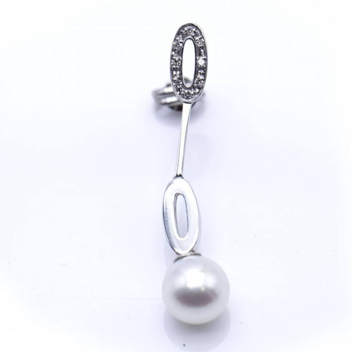 Boucles d'oreilles Boucles d'oreilles longues en or blanc et perles 58 Facettes N102863LF