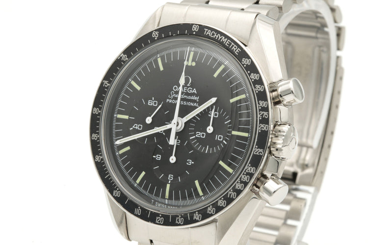 Montre Omega - Montre Speedmaster Moonwatch chronographe 145.022 58 Facettes Omega-speed