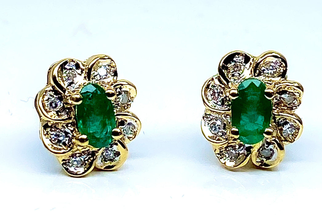 Boucles d'oreilles Boucles d’oreilles or jaune émeraudes et diamants 58 Facettes AB460