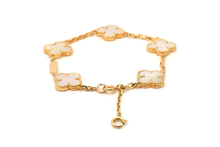 Bracelet Van Cleef & Arpels - Bracelet Alhambra en or jaune 18 carats et nacre 58 Facettes 22730