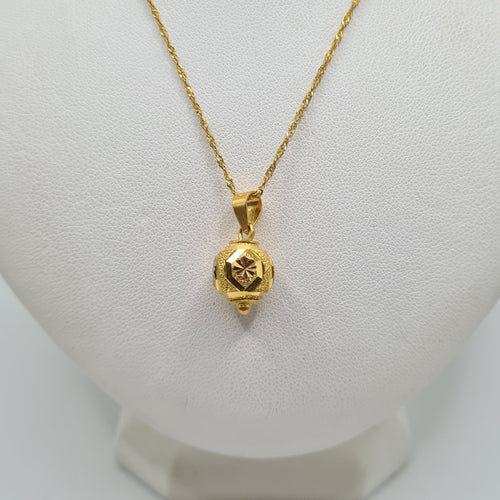 Collier Chaine avec son pendentif or jaune 58 Facettes