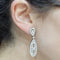 Boucles d'oreilles Boucles d'oreilles longues en or blanc et diamants 58 Facettes P199