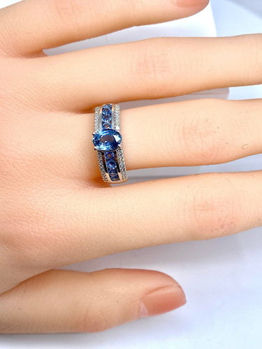 Bague 54 Bague en or blanc en saphirs et diamants 58 Facettes AB323