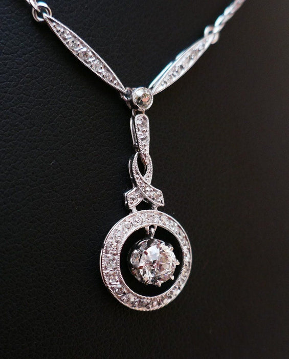Collier Collier Pendentif Art Déco Diamants 58 Facettes
