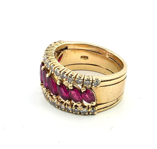 Bague 53 Bague en or jaune avec diamants et rubis 58 Facettes