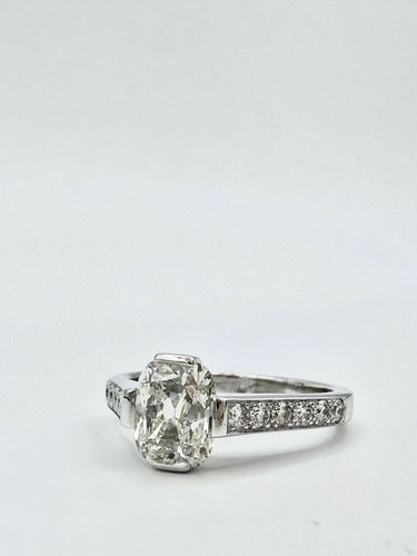 Bague Solitaire taille Coussin allongé 58 Facettes 3131309