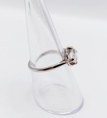 Bague solitaire art déco en platine et diamant 1,11 carat