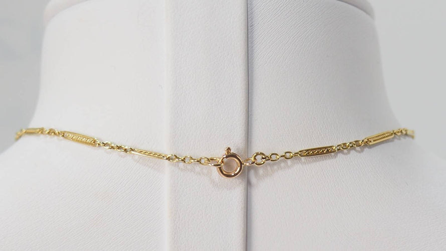 Collier Collier draperie en or jaune 58 Facettes 31352