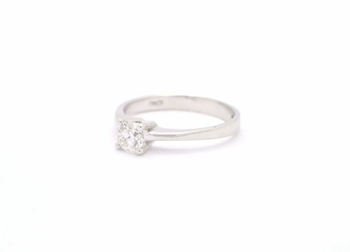 Bague Bague solitaire 0,46 ct 58 Facettes 8067
