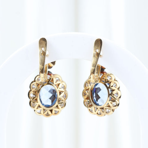 Boucles d'oreilles Boucles d'oreilles vintage ornées de diamants taille brillant et de spinelles 58 Facettes J00003070