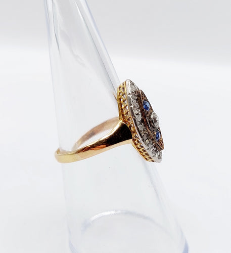 Bague 52.5 Bague marquise antique or jaune et platine, diamants et saphirs 58 Facettes A05575