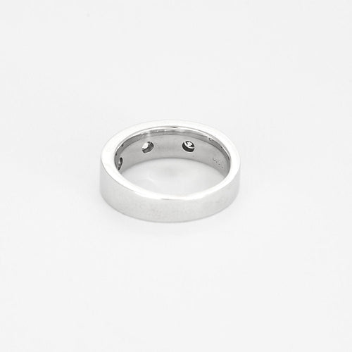 Bague 52,5 Bague en or blanc et diamants 58 Facettes B250482