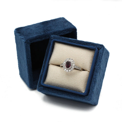 Bague 51 Bague - Or blanc, rubis et diamants 58 Facettes 1106