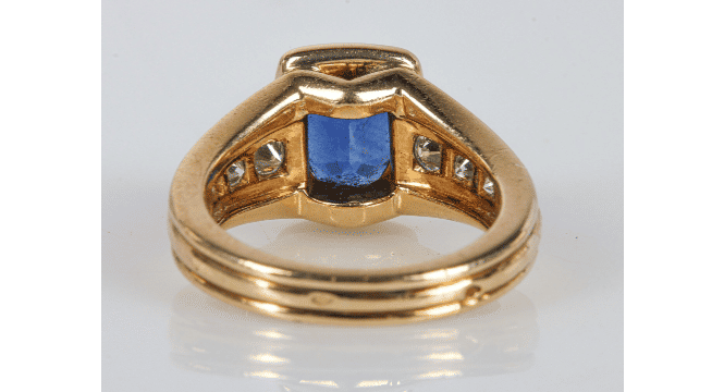 Bague 51 MAUBOUSSIN - Bague or jaune centrée d'un beau saphir 58 Facettes