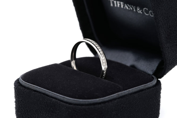 Bague contemporaine Tiffany&co Metro en or blanc 18 carats sertie de diamants