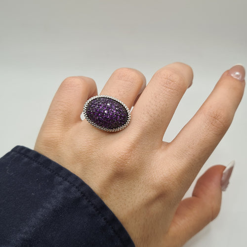 Bague 55 Bague or blanc sertie d'améthystes 58 Facettes