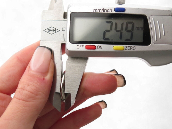 Bague 60 bague CARTIER alliance 1895 2mm crb4078000 t60 en platine 950 3.1gr 58 Facettes 270122