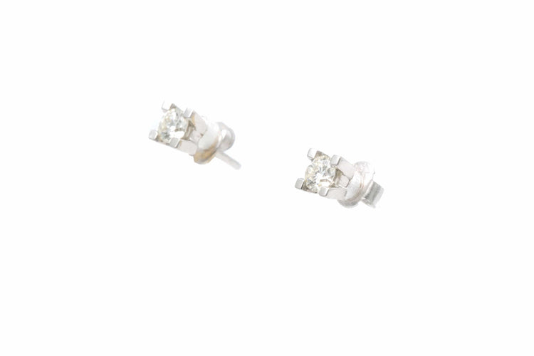 Boucles d'oreilles Boucles d'oreilles Années 70 en or blanc 18 carats serties de diamant 58 Facettes 22083
